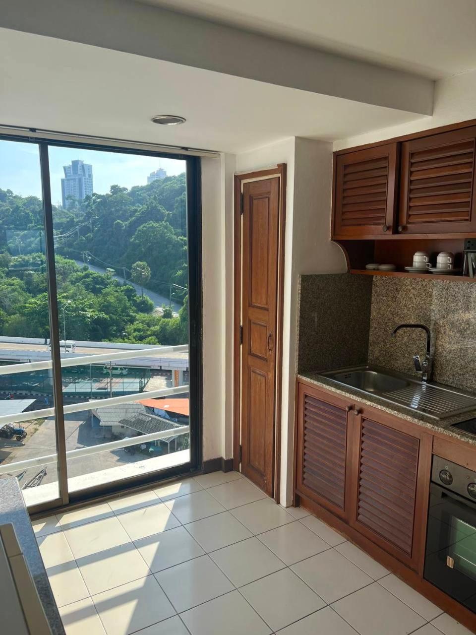 The Monaco Residence باتايا المظهر الخارجي الصورة